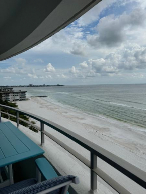 Water Front Condo - Lido Beach